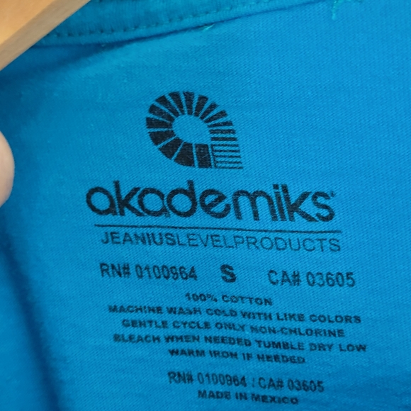 NASA Graphic Tee Small - Picture 2 of 2